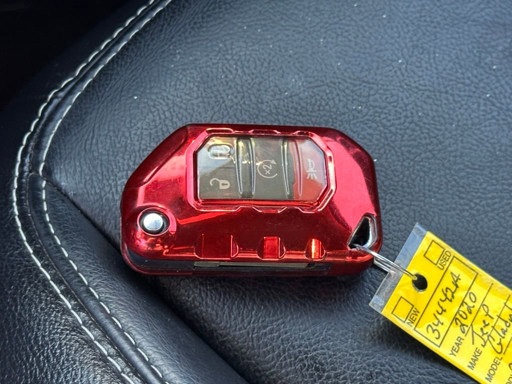 Used 2020 Jeep Gladiator Overland image 34