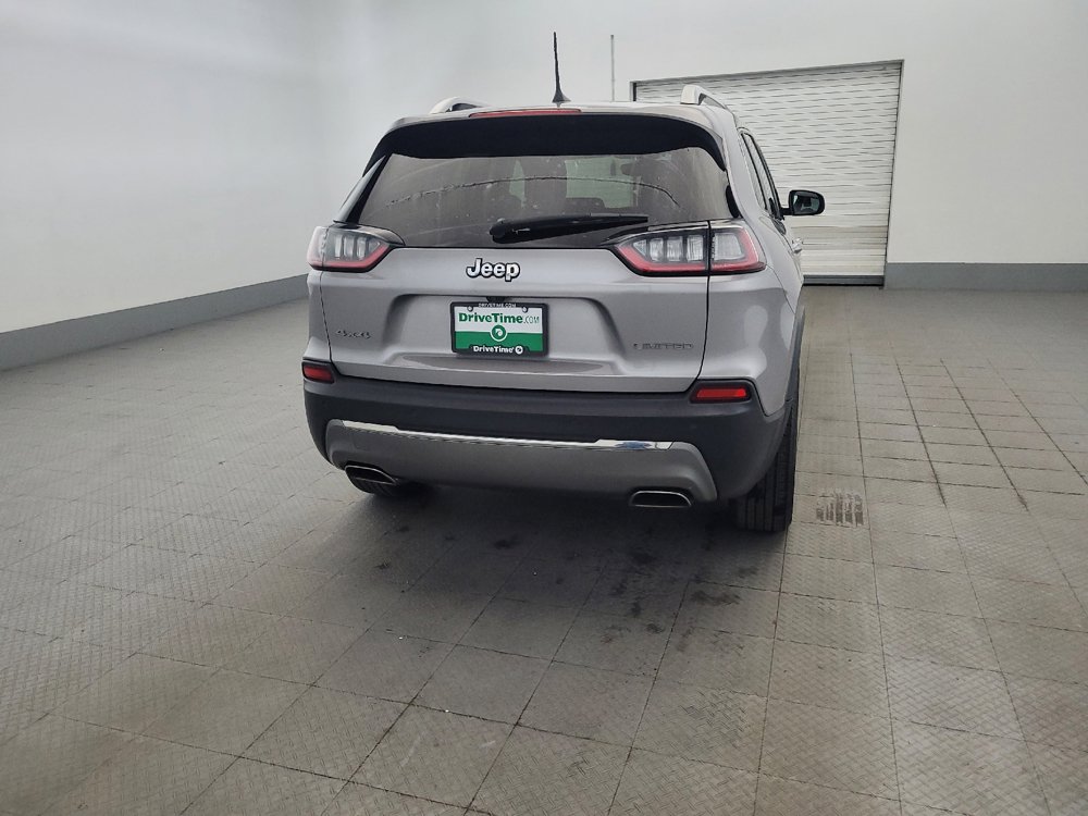 Used 2019 Jeep Cherokee Limited AWD/4WD image 7