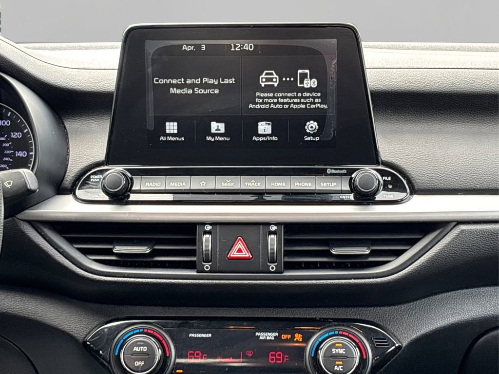 Used 2019 Kia Forte LXS image 19