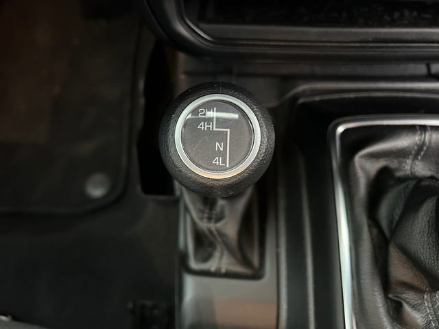 Used 2025 Jeep Wrangler Sport image 21