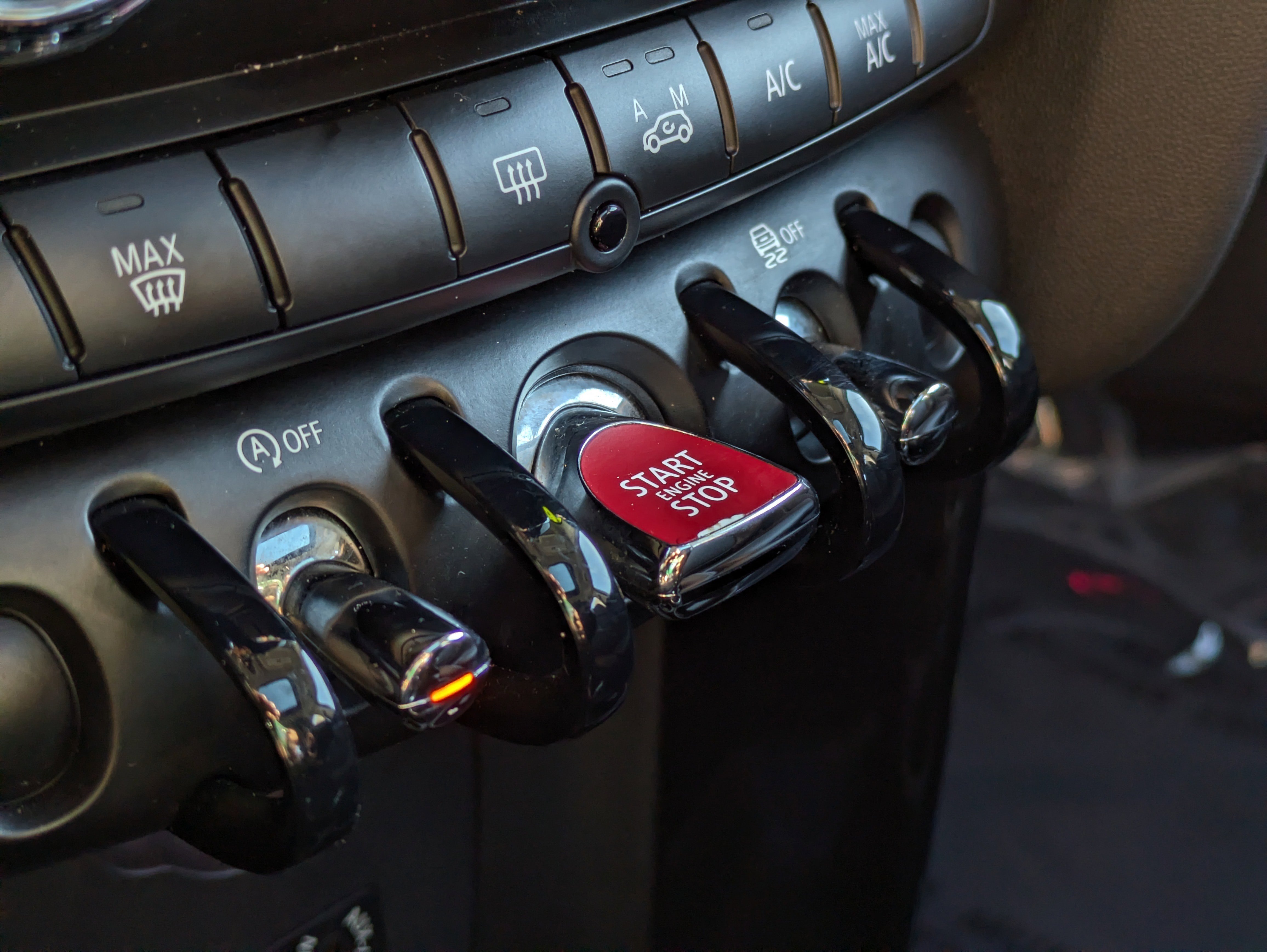 Used 2016 MINI Cooper S image 30