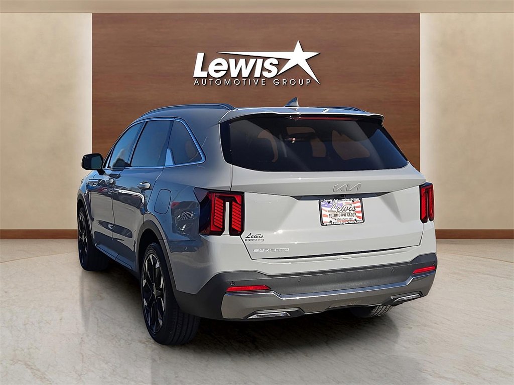 Used 2025 Kia Sorento SX image 3