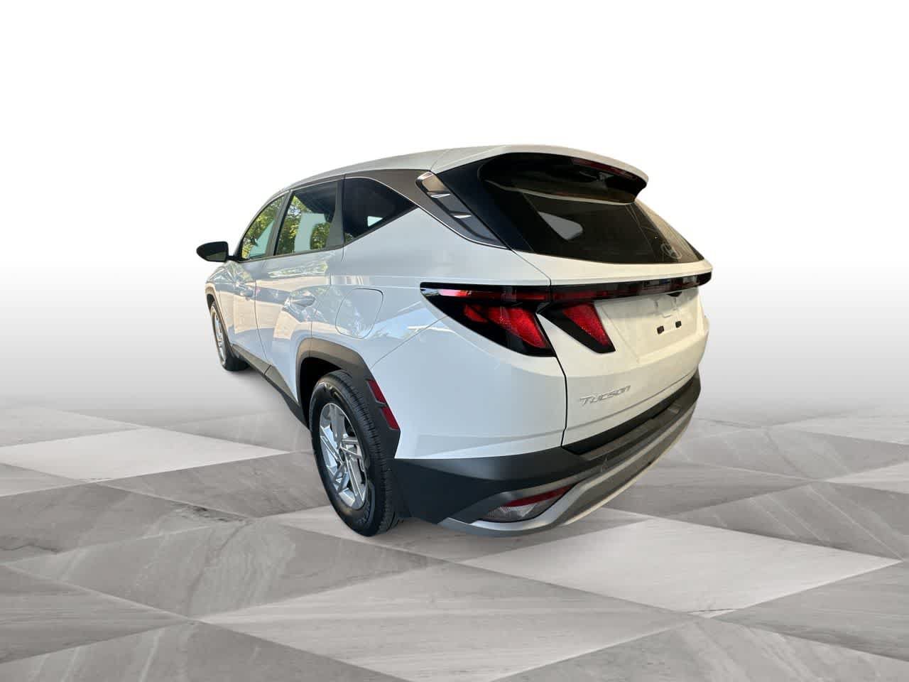 Used 2026 Hyundai Tucson SE FWD image 6