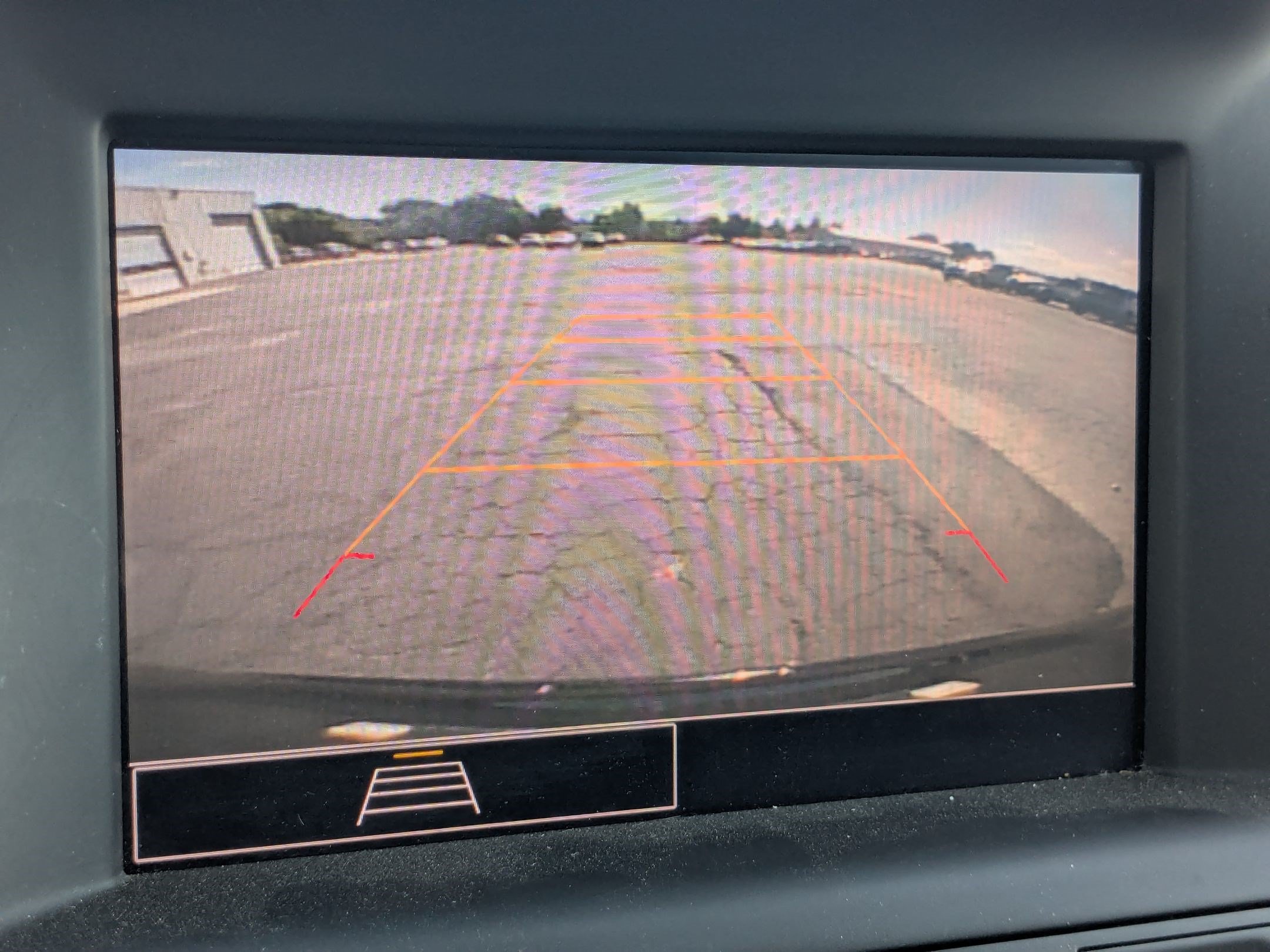 Used 2024 GMC Terrain SLE AWD/4WD image 24