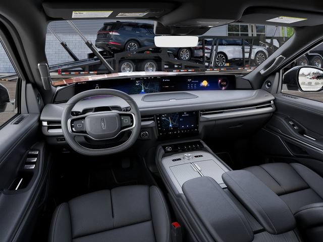 New 2027 Lincoln Navigator Reserve AWD/4WD image 9