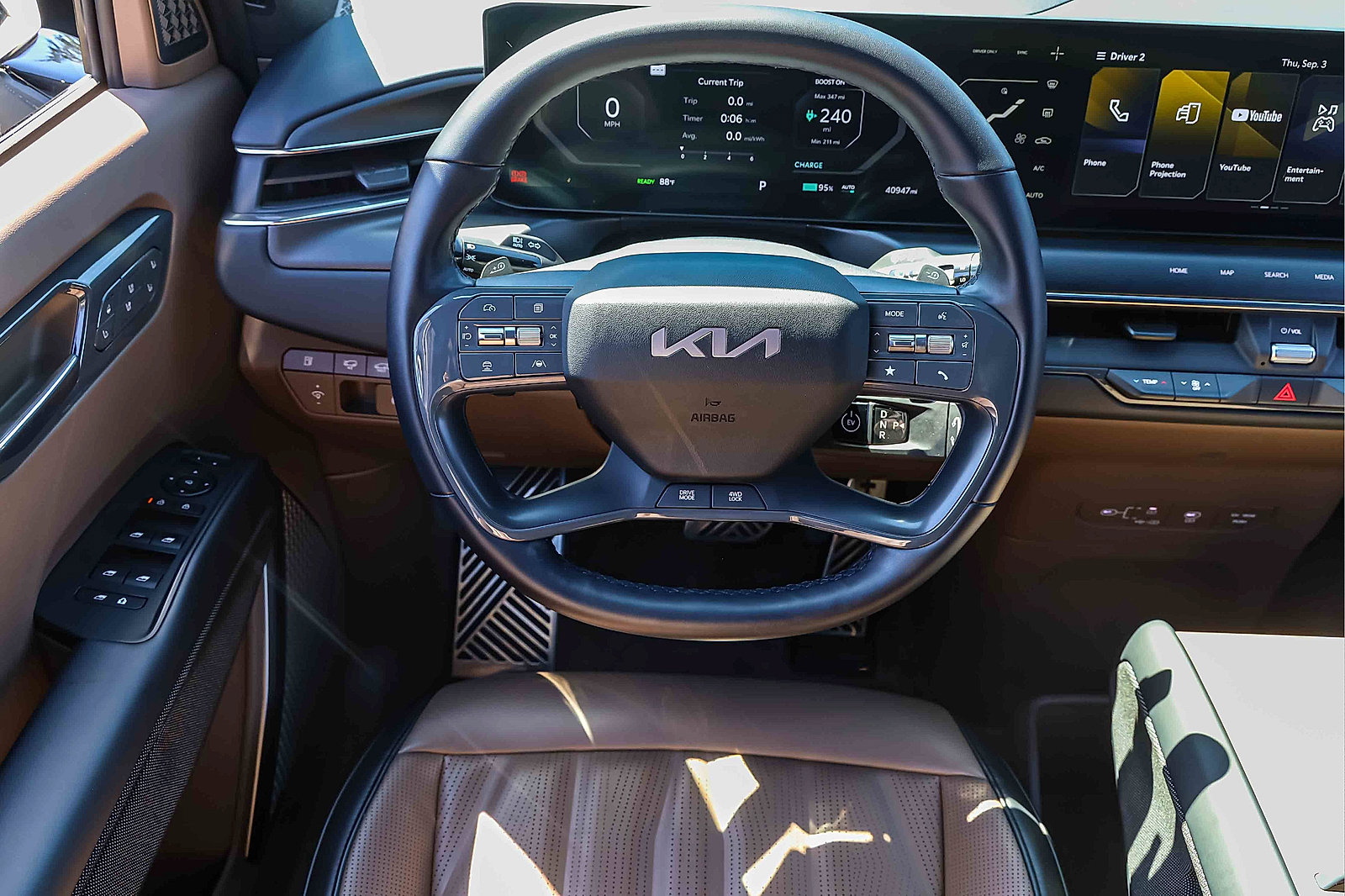 Certified 2024 Kia EV9 GT-Line AWD/4WD image 16