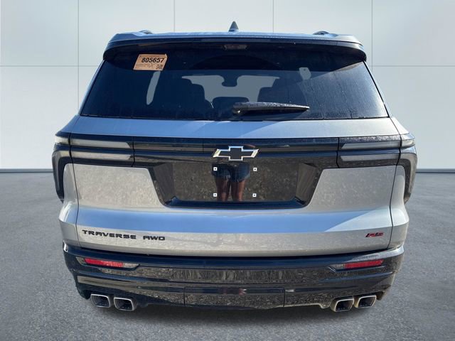 Used 2026 Chevrolet Traverse RS image 3