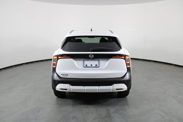Certified 2026 Nissan Kicks SV w/ Cold Weather Package FWD image 11