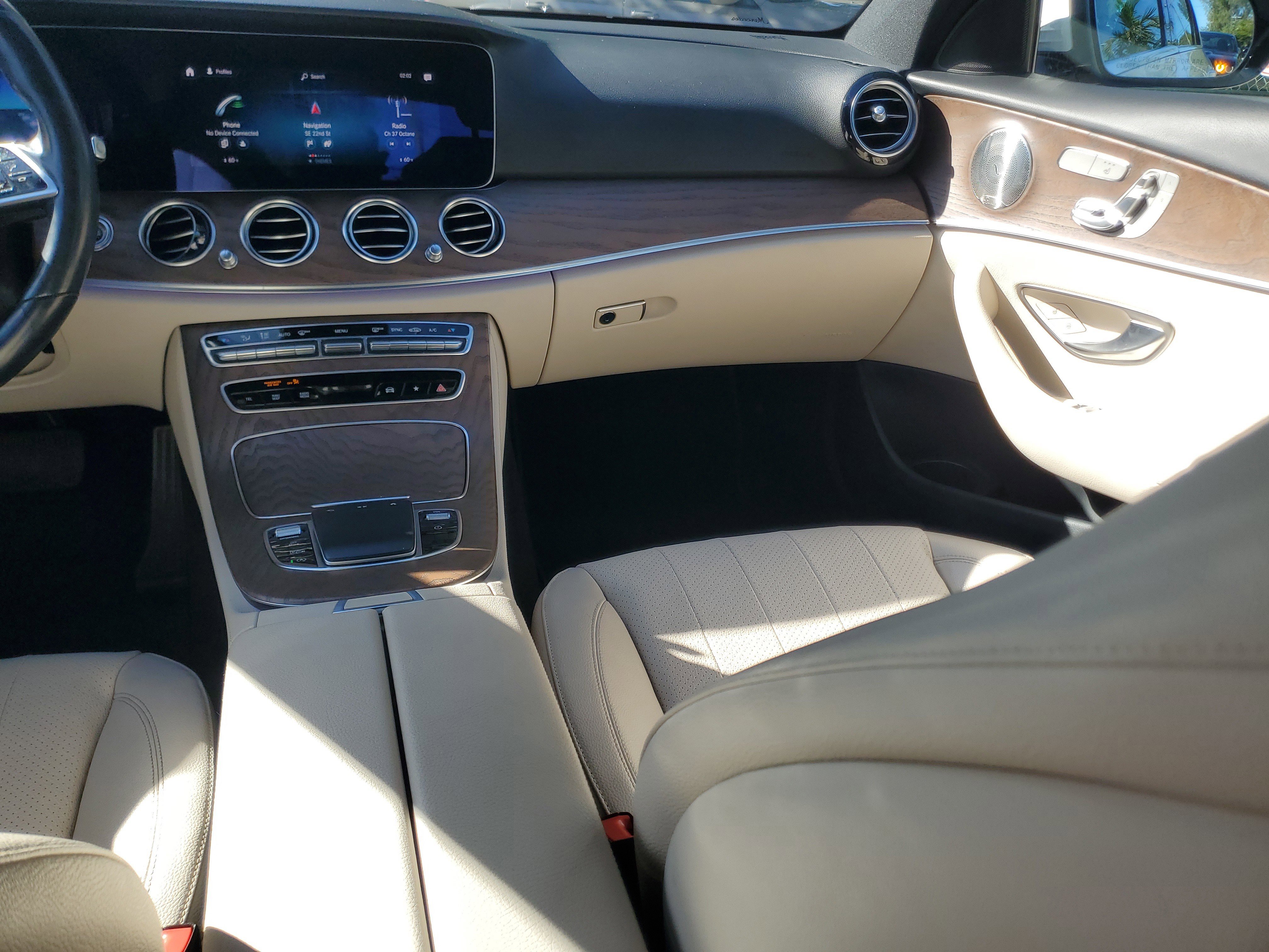 Used 2022 Mercedes-Benz E 350 Sedan image 15