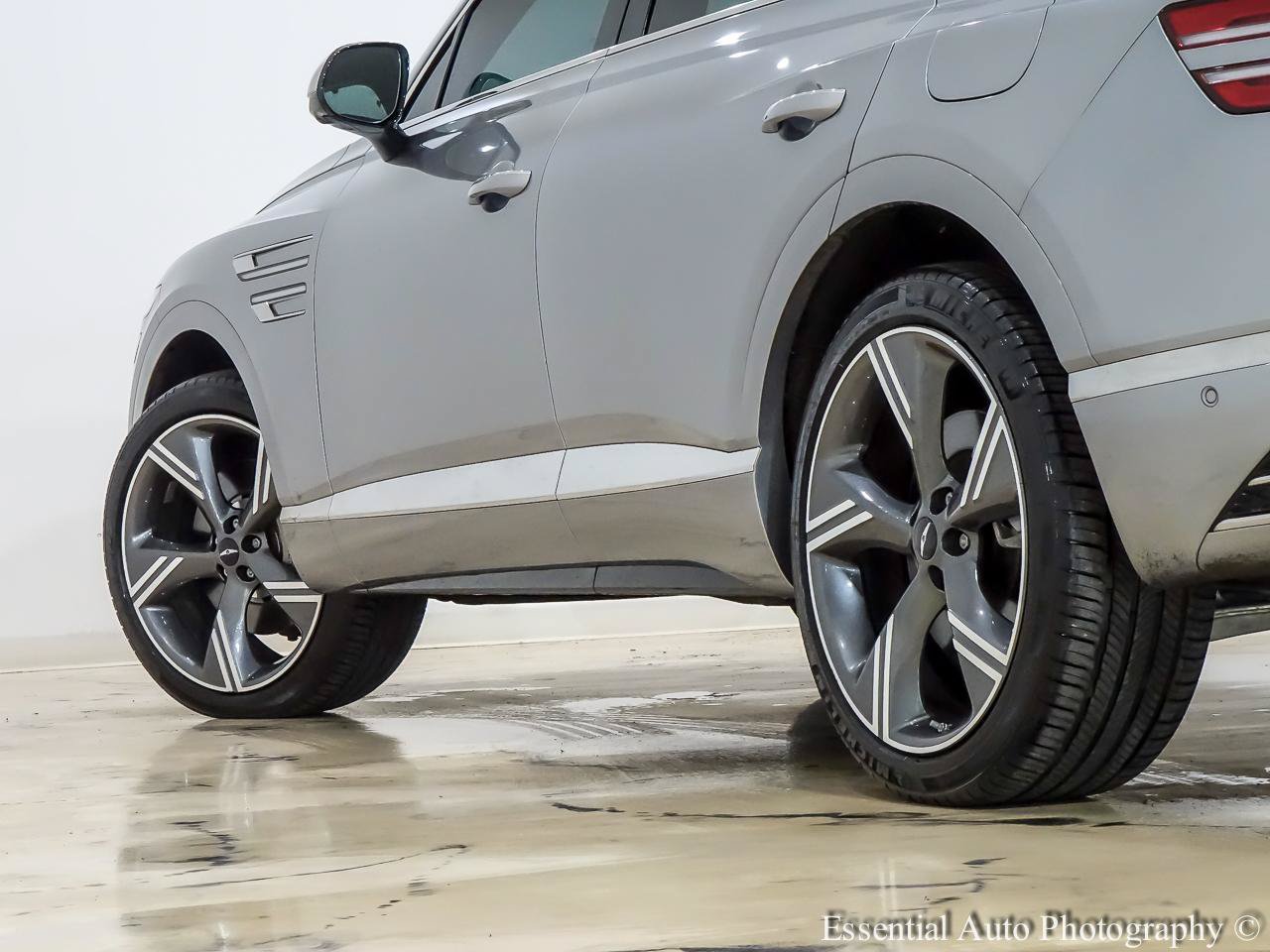 Used 2025 Genesis GV80 3.5T Prestige AWD/4WD image 11