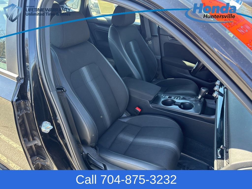 Used 2023 Honda Civic Sport image 15