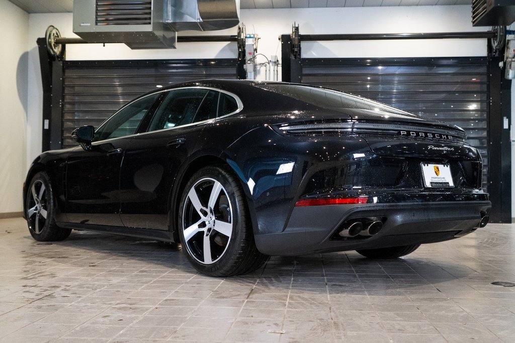 New 2026 Porsche Panamera 4 image 3