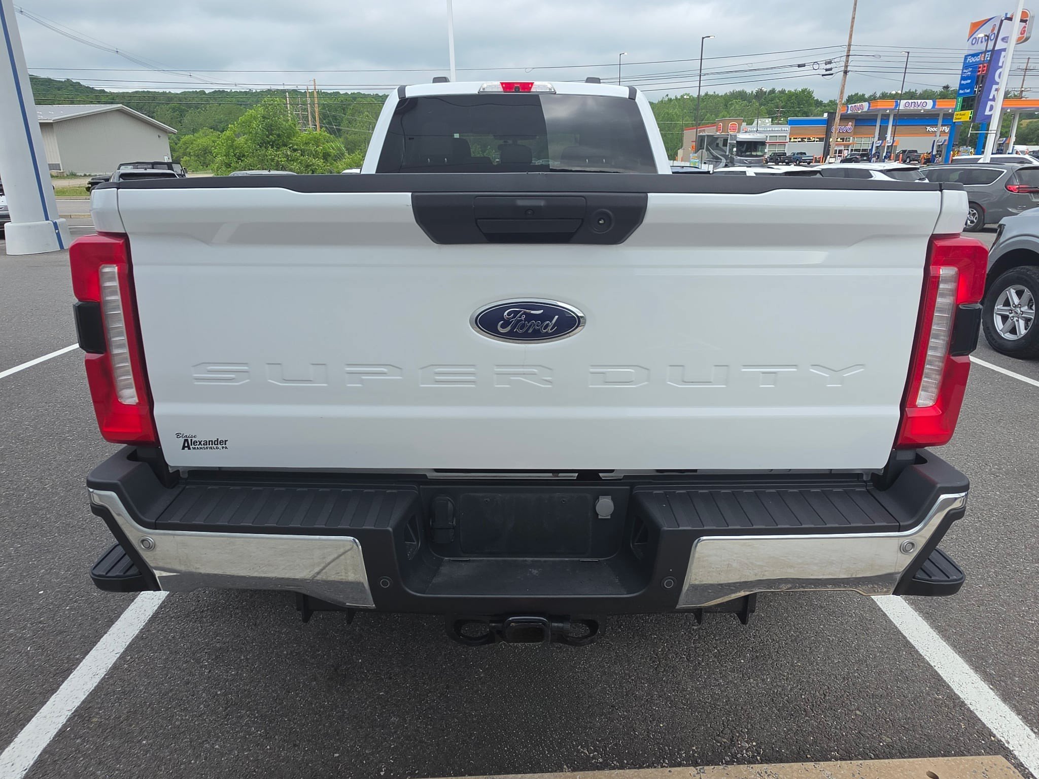 Used 2024 Ford F450 XLT w/ 360-Degree Camera Package AWD/4WD image 4