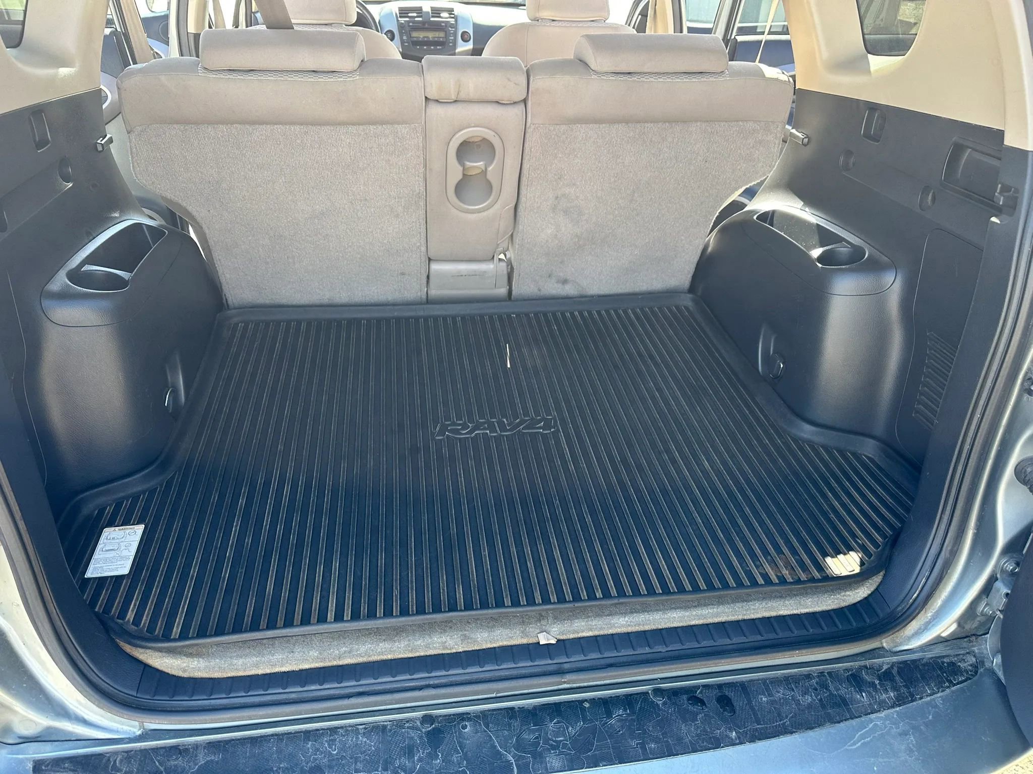 Used 2006 Toyota RAV4 Limited AWD/4WD image 14