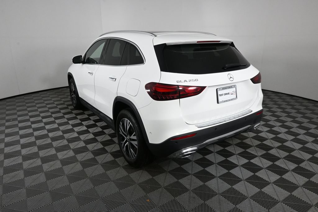 Certified 2026 Mercedes-Benz GLA 250 image 4