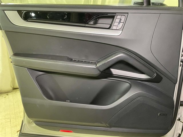 Certified 2024 Porsche Cayenne image 36