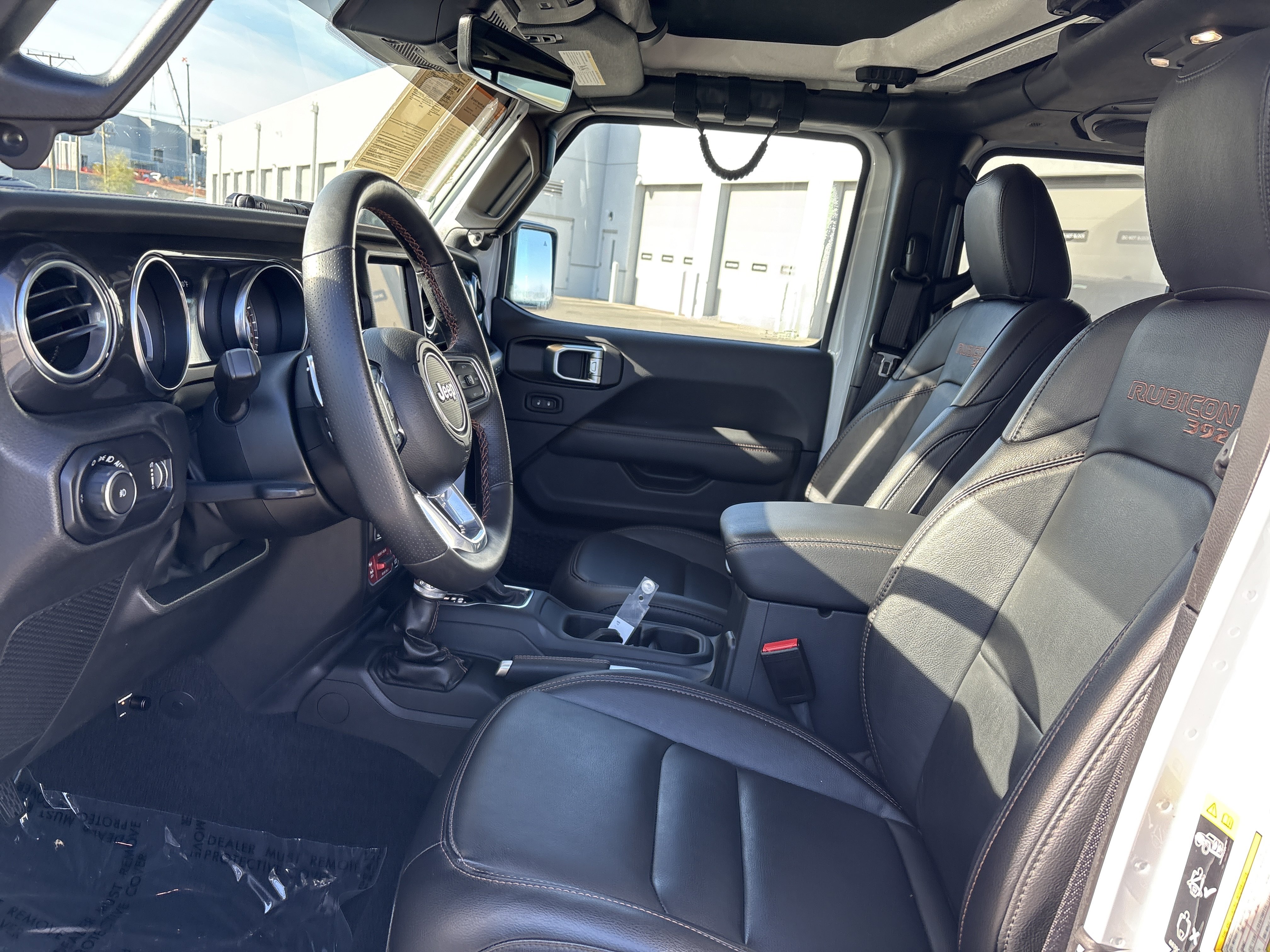 Used 2023 Jeep Wrangler Unlimited Rubicon 392 w/ Xtreme Recon 35" Tire Package AWD/4WD image 17