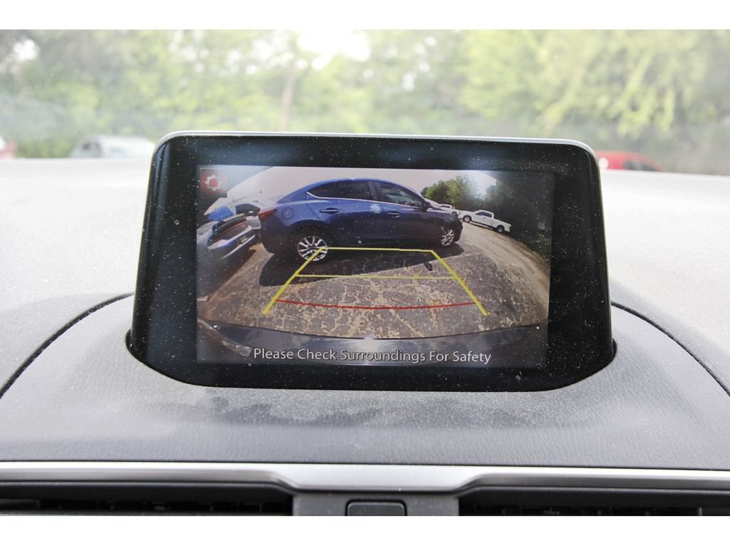 Used 2018 MAZDA MAZDA3 Sport FWD image 25