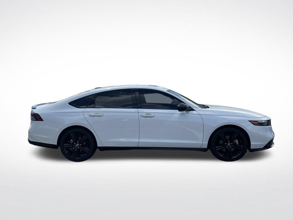 Used 2023 Honda Accord Sport image 7