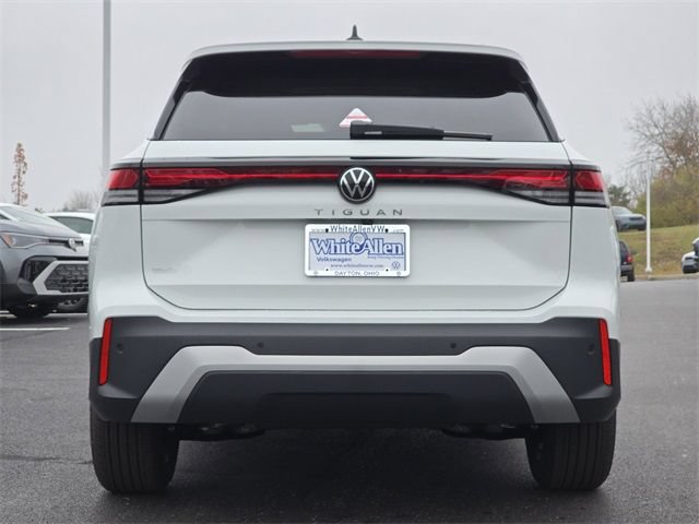New 2026 Volkswagen Tiguan S FWD image 9