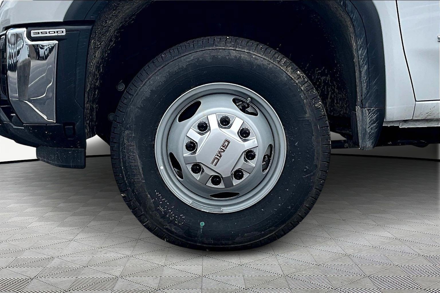 New 2025 GMC Sierra 3500 Pro w/ Convenience Package image 14