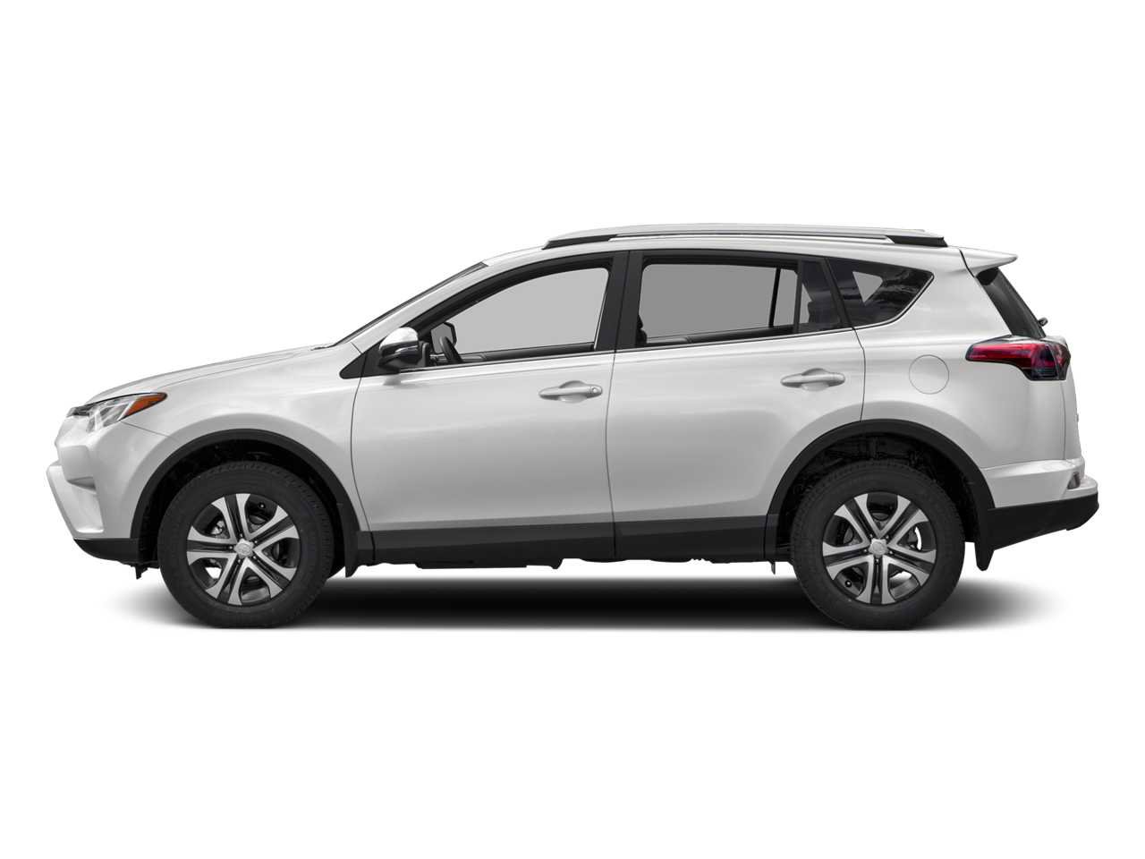 Used 2017 Toyota RAV4 LE image 3