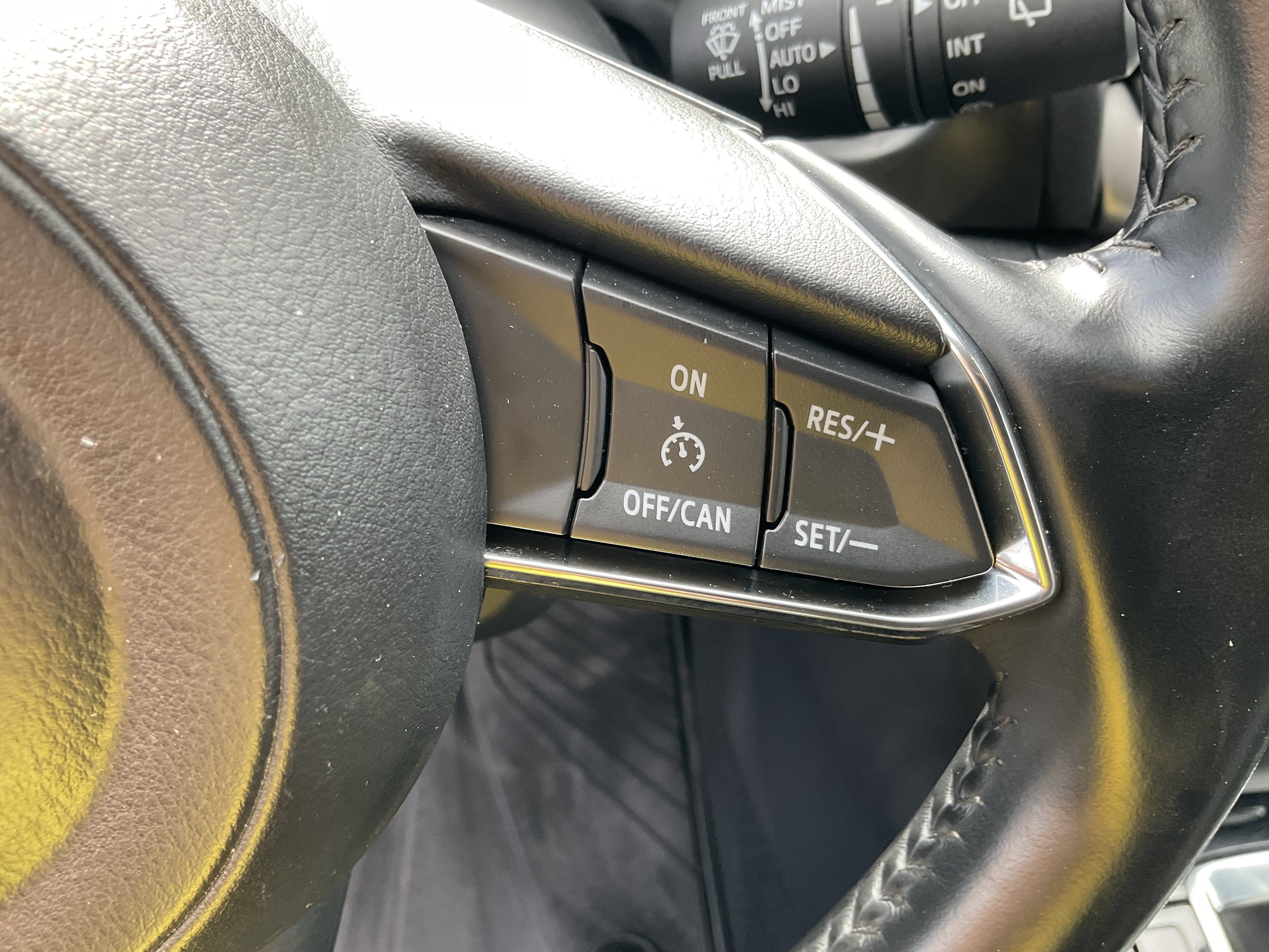 Used 2018 MAZDA MAZDA3 Touring FWD image 35