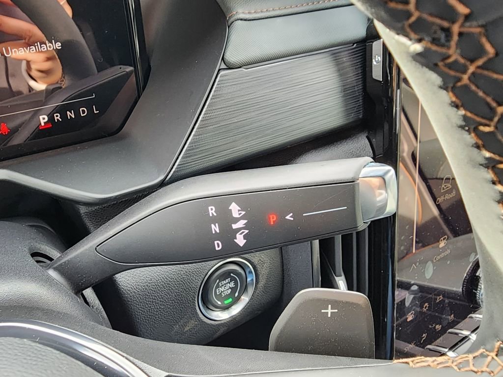 New 2026 GMC Acadia AT4 w/ Luxury Package image 24