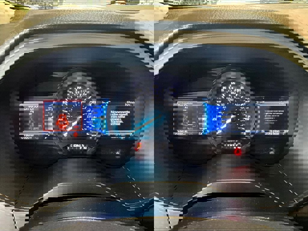 Used 2024 Ford Edge SEL w/ Convenience Package image 25