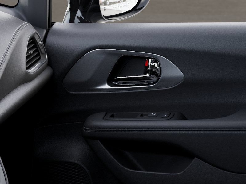 New 2026 Chrysler Pacifica Select FWD image 26