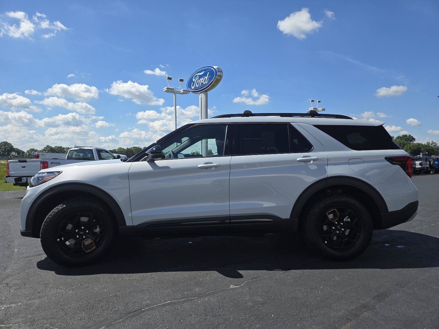 New 2026 Ford Explorer Tremor w/ Tremor Ultimate Package AWD/4WD image 16