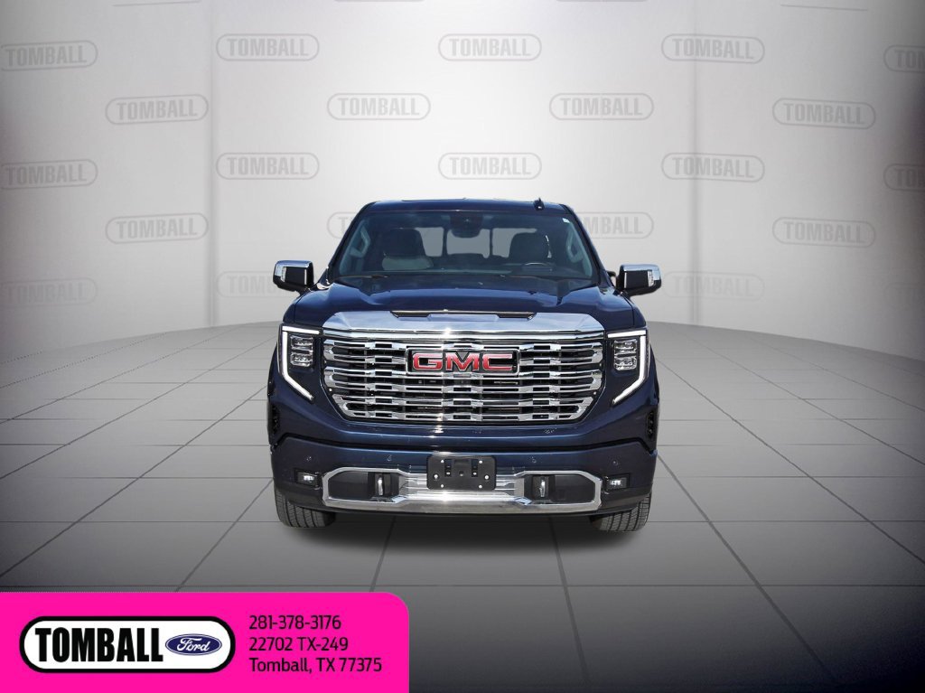 Used 2022 GMC Sierra 1500 Denali w/ Denali Reserve Package AWD/4WD image 2