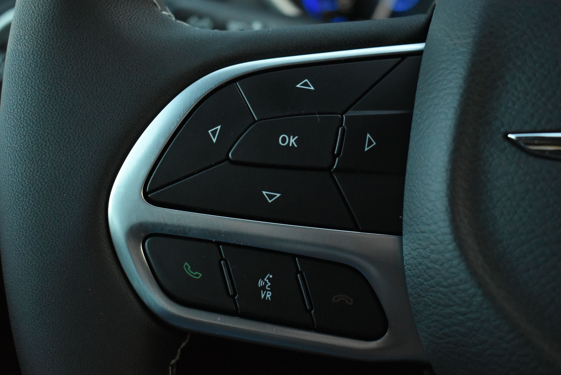 New 2026 Chrysler Pacifica Select FWD image 21