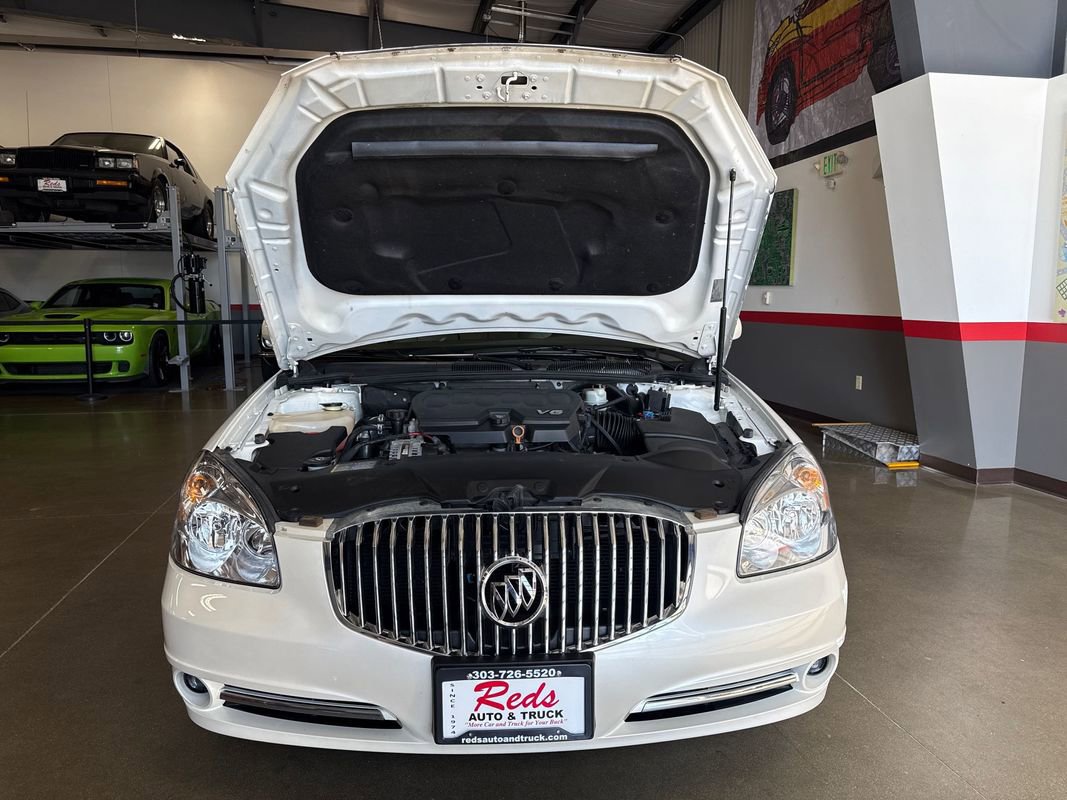 Used 2011 Buick Lucerne CXL image 59