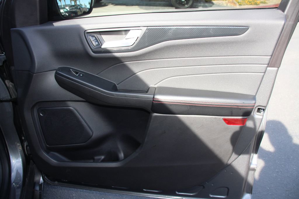 Certified 2023 Ford Escape ST-Line w/ Equipment Group 301A FWD image 28