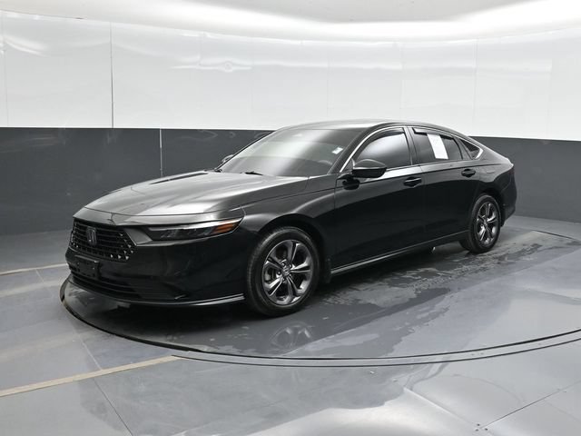 Used 2023 Honda Accord EX image 8