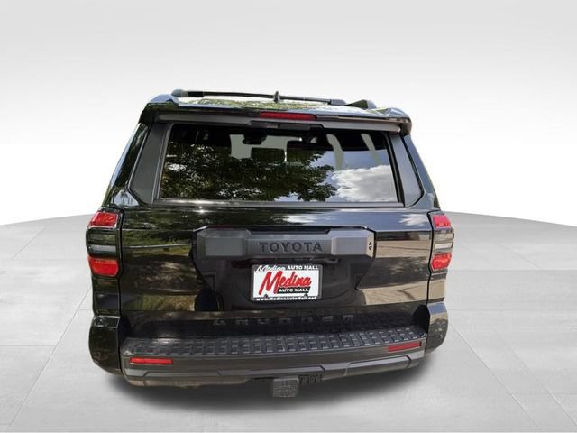Used 2025 Toyota 4Runner TRD Off-Road Premium AWD/4WD image 6
