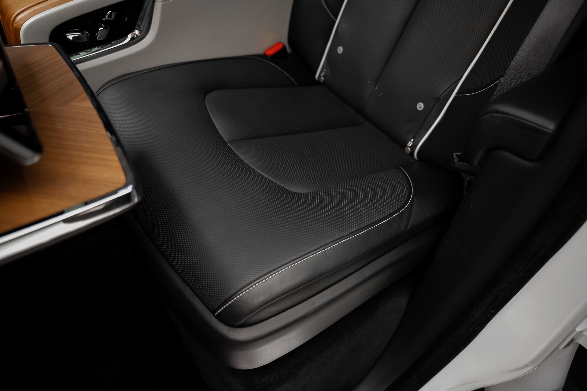 Used 2019 Rolls-Royce Cullinan AWD/4WD image 70