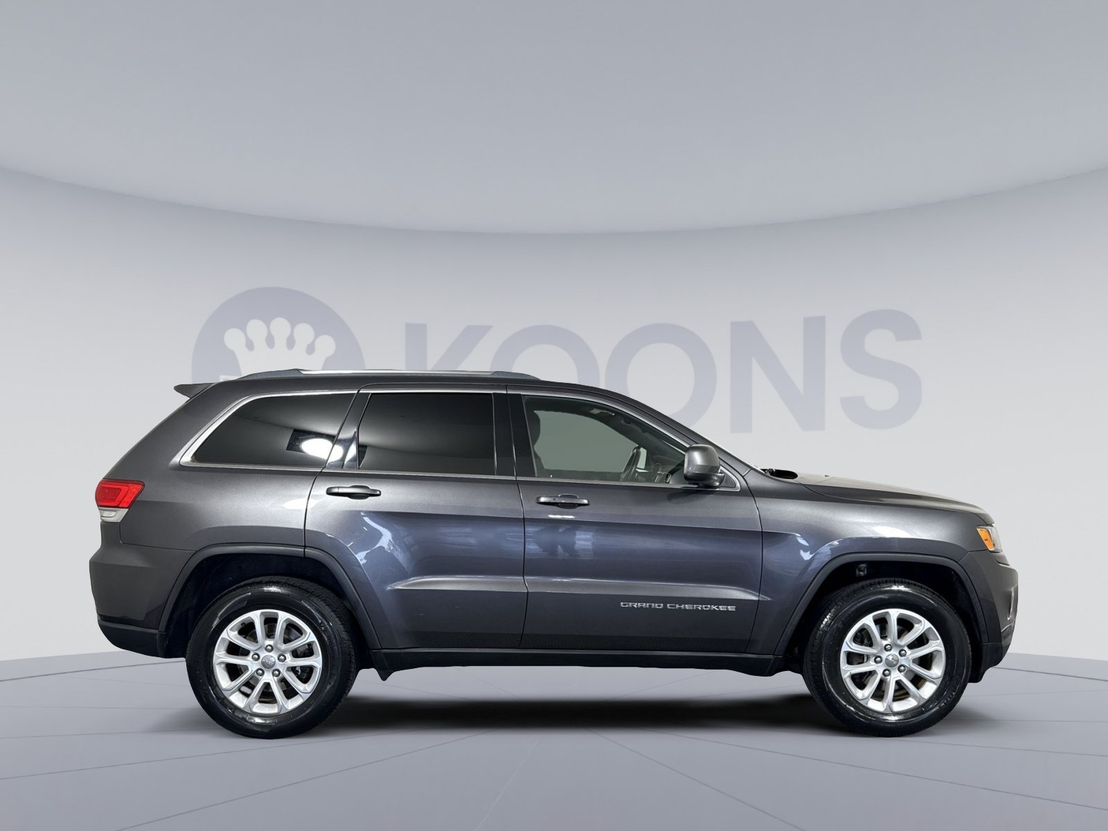 Used 2016 Jeep Grand Cherokee Laredo w/ Quick Order Package 23E AWD/4WD image 8