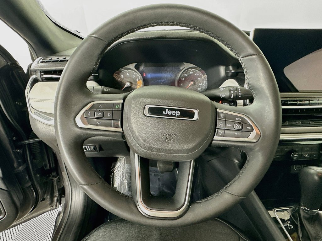 Certified 2023 Jeep Compass Limited AWD/4WD image 18
