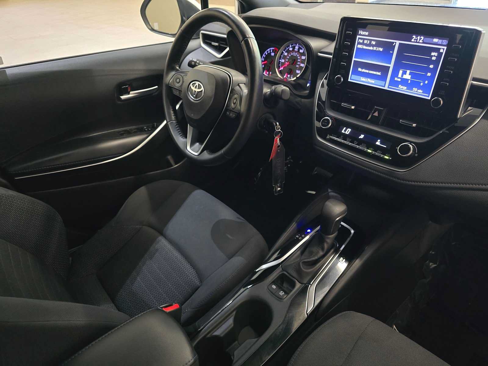 Used 2020 Toyota Corolla SE FWD image 29