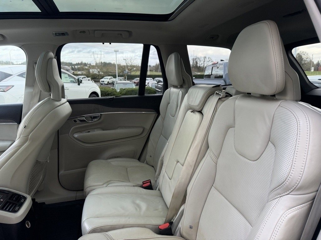Used 2020 Volvo XC90 T8 Inscription image 31