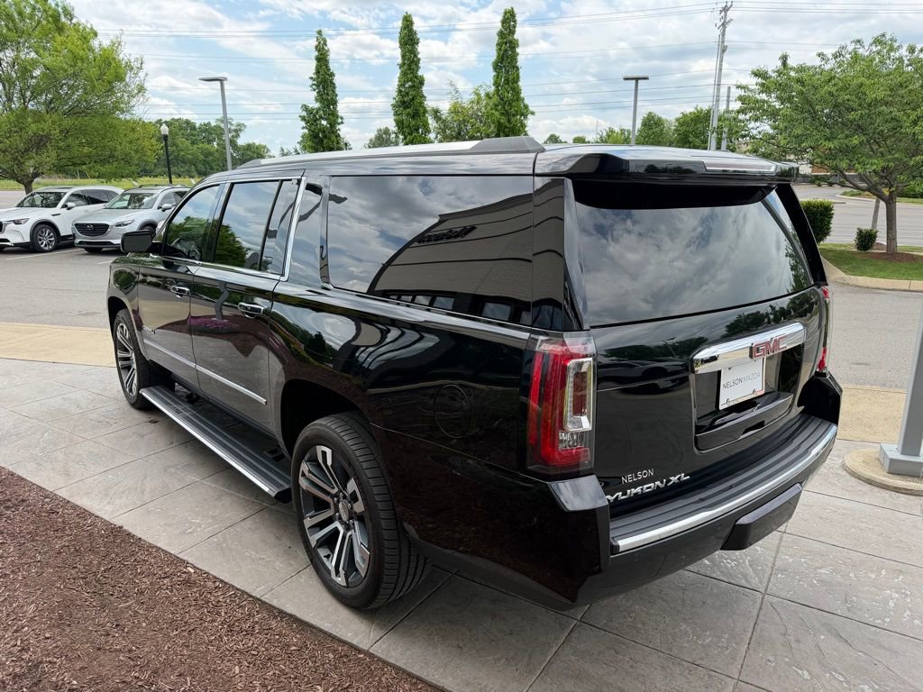 Used 2019 GMC Yukon XL Denali w/ Denali Ultimate Package AWD/4WD image 5