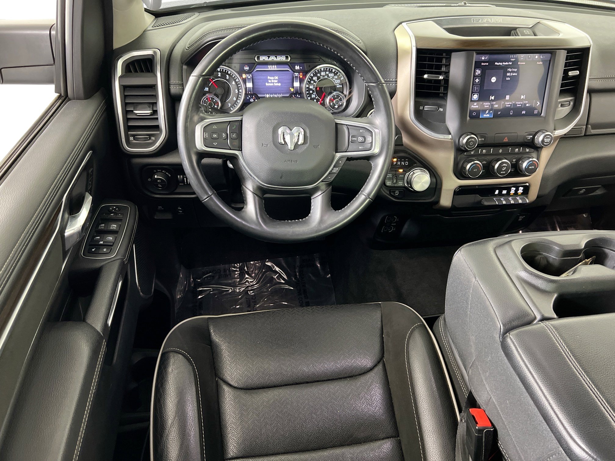 Used 2022 RAM 1500 Laramie AWD/4WD image 21