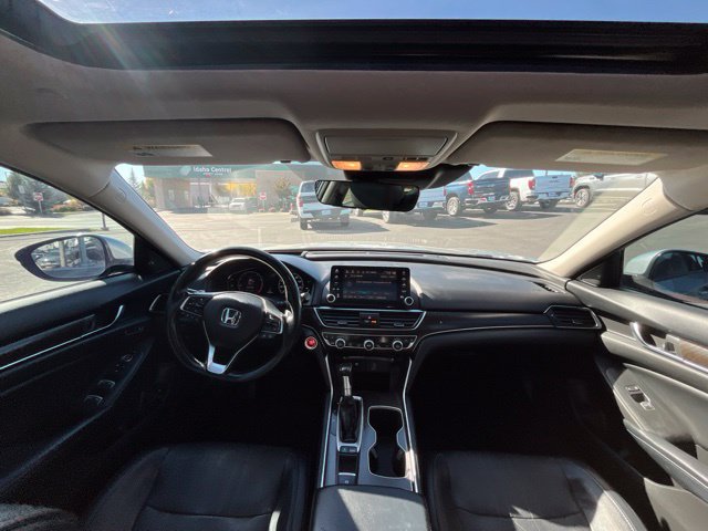 Used 2018 Honda Accord Touring image 36