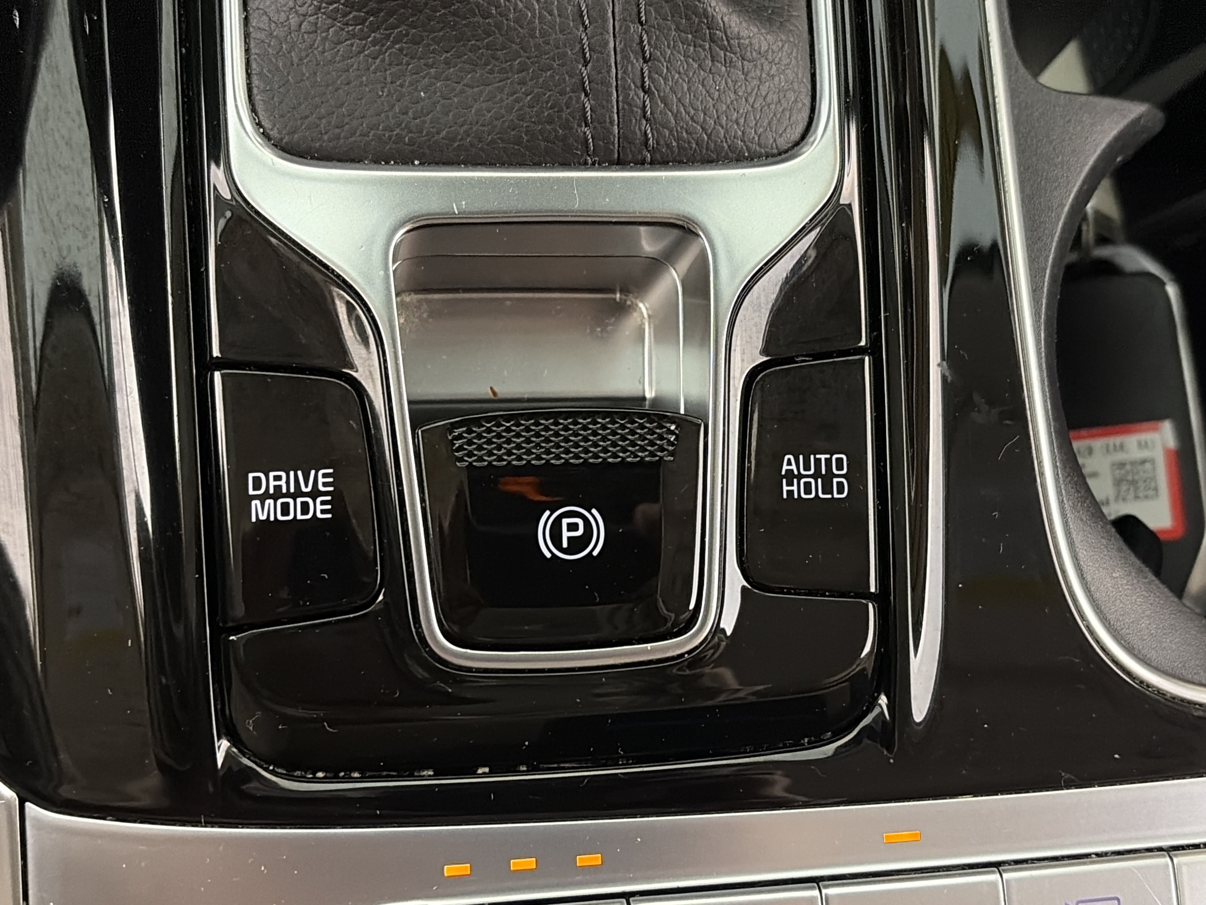 Certified 2023 Kia Carnival EX FWD image 26