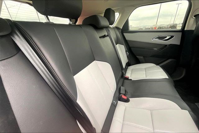 Used 2025 Land Rover Range Rover Velar Dynamic SE AWD/4WD image 11