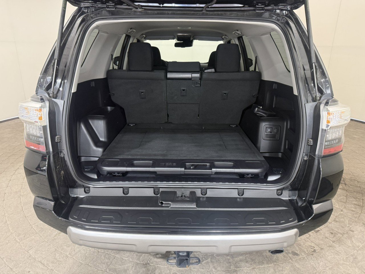 Used 2022 Toyota 4Runner TRD Off-Road image 7