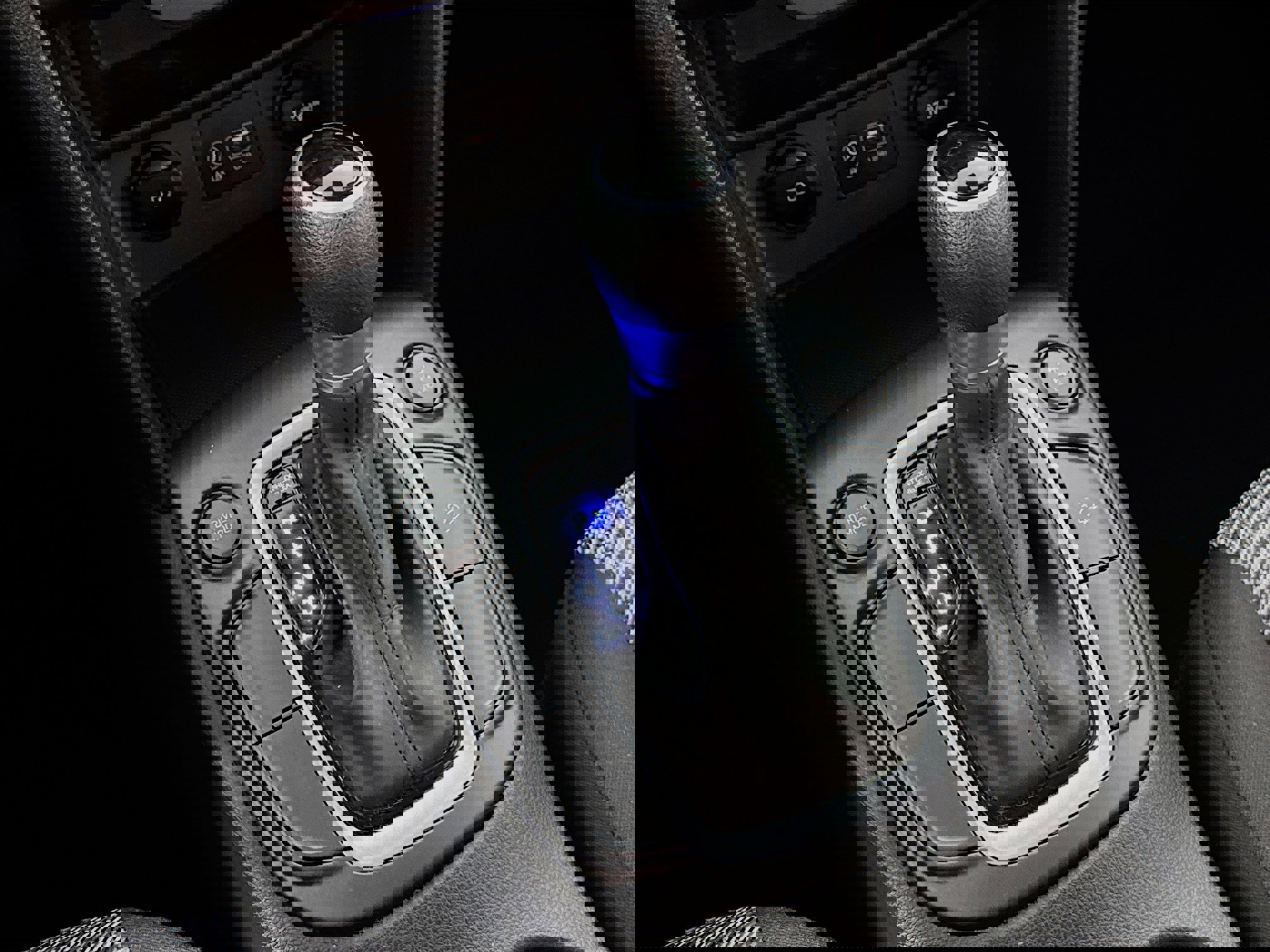 Used 2021 Hyundai Kona SE image 18