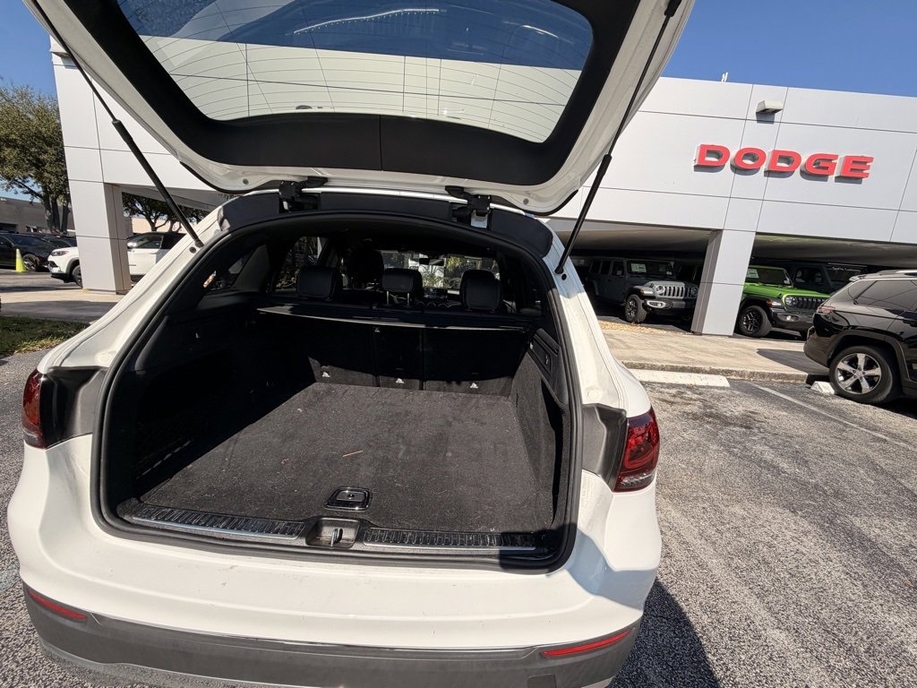 Used 2020 Mercedes-Benz GLC 300 image 12